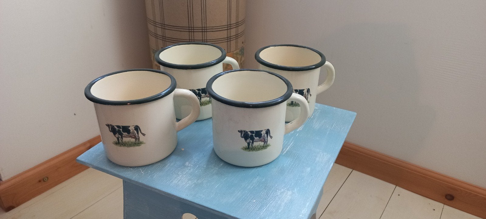 Set van 4 emaille mokken met koeienprint, Ophalen of Verzenden