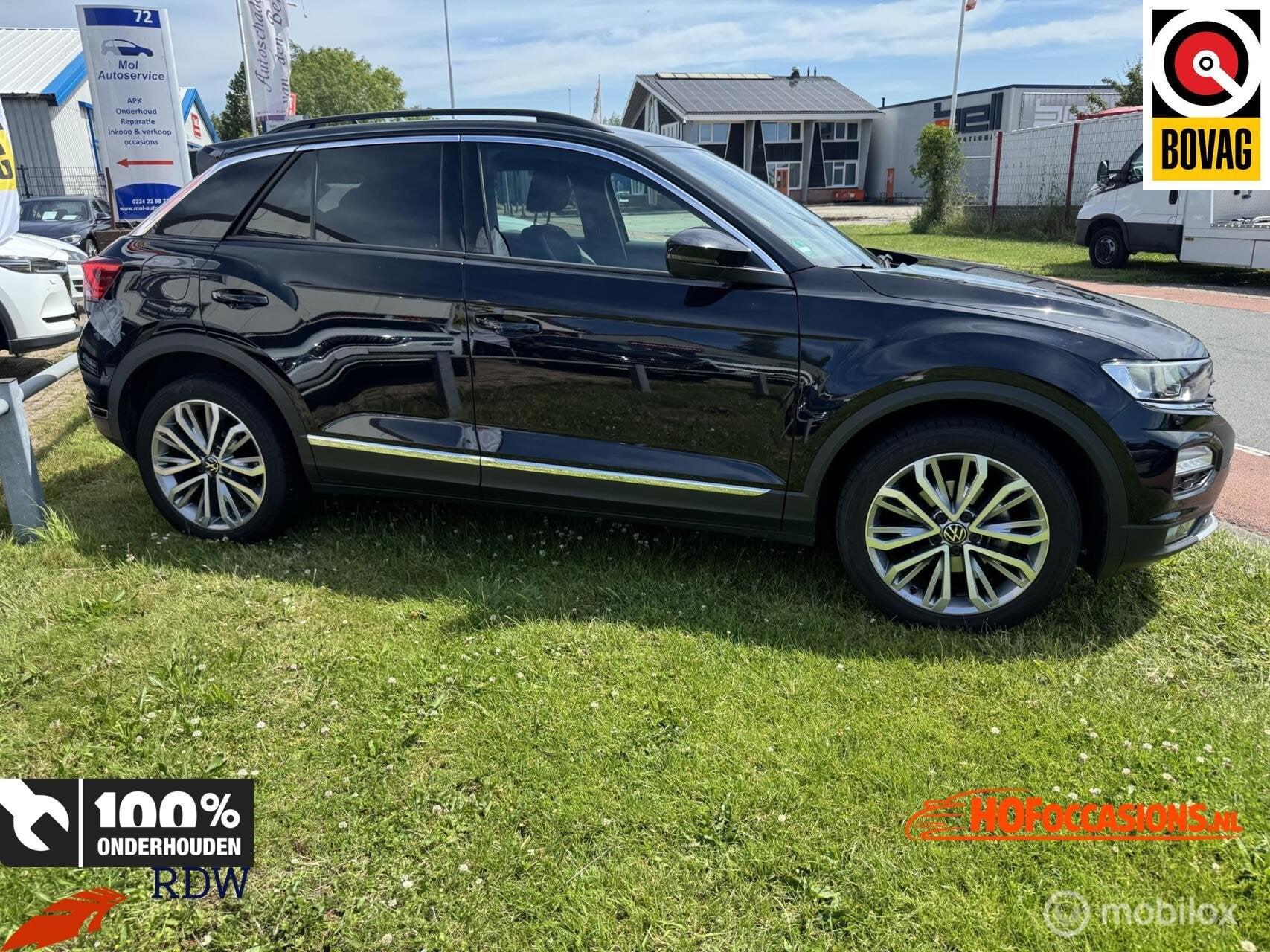 Volkswagen T-Roc 1.5 TSI SPORT CARPLAY/STOELVERW/AUTOMAAT, Auto's, Volkswagen, 4 cilinders, Automatische klimaatregeling, Zwart