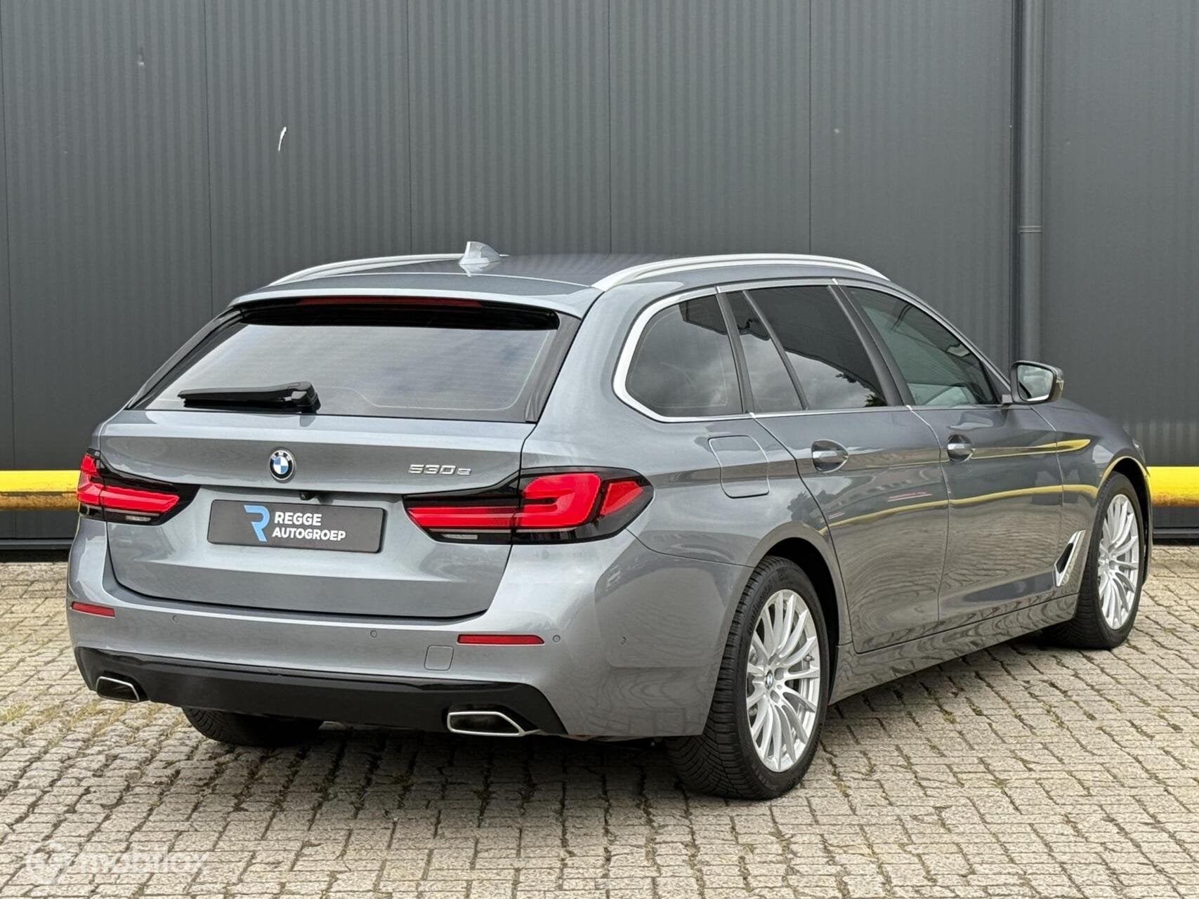 BMW 5-serie Touring 530e High Executive BTW | NIEUWSTAAT, Auto's, Automaat, 1998 cc, Gebruikt, Euro 6