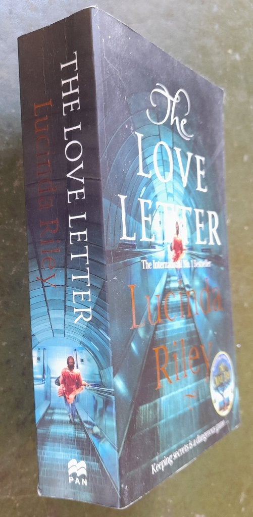 The Love Letter - Lucinda Riley, Boeken, Thrillers, Verzenden, Zo goed als nieuw