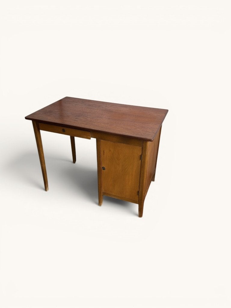 Mid Century Deens bureau uit de jaren '60, Ophalen, Gebruikt, -, -