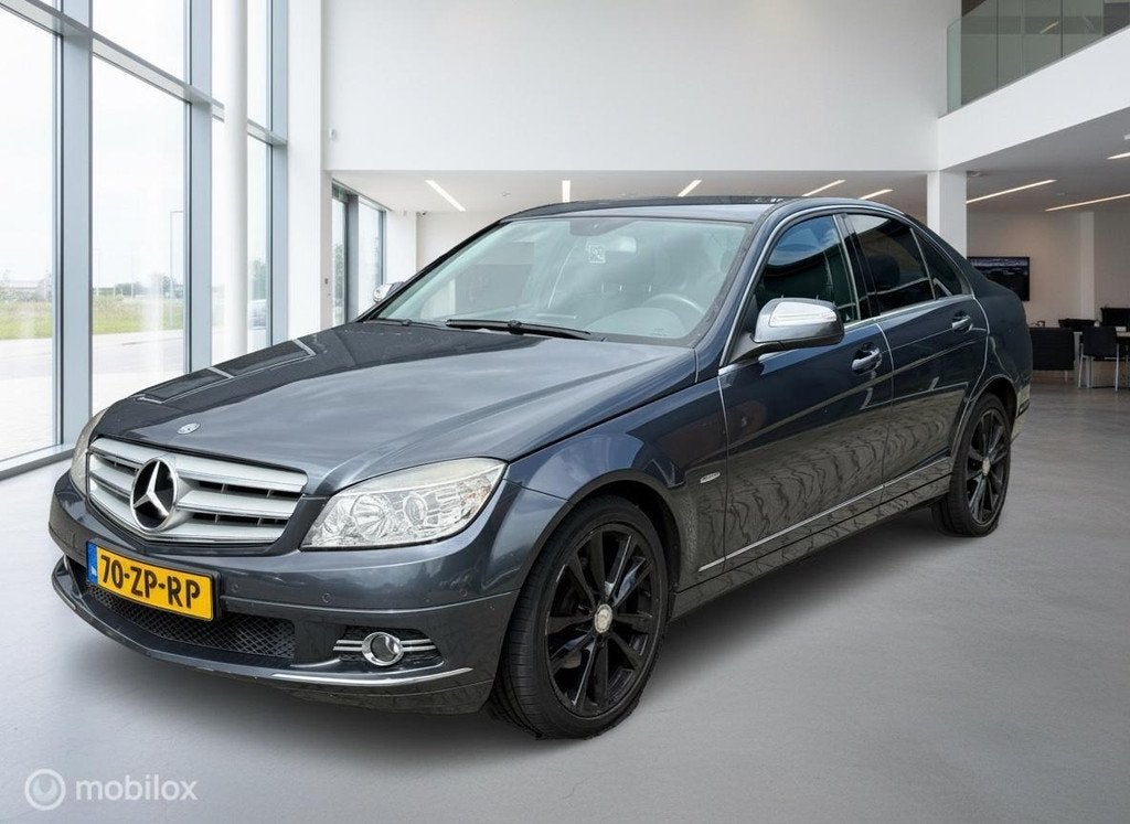 Mercedes C-klasse 200 K Business Aut|Airco|Leder|Navi, Auto's, Achterwielaandrijving, 4 cilinders, 1796 cc, Origineel Nederlands