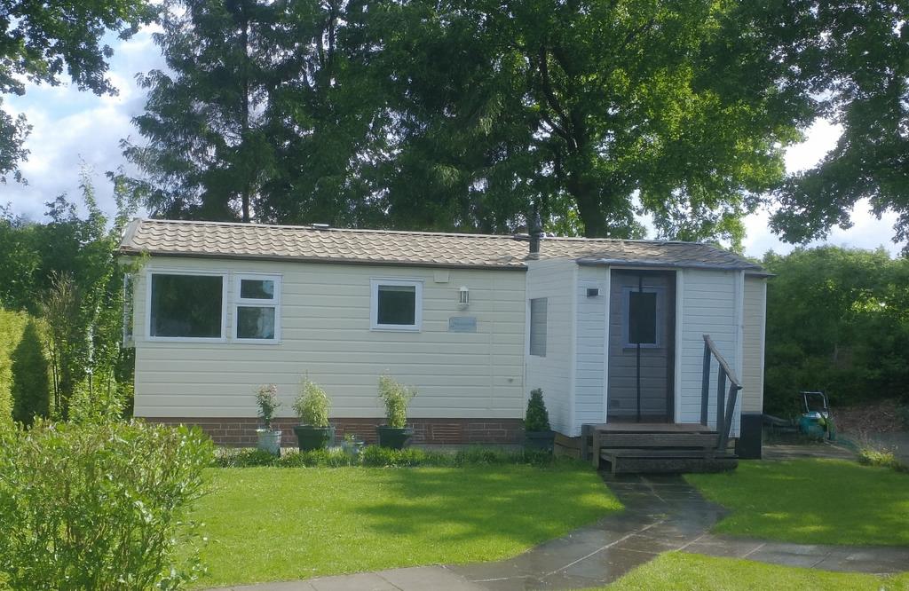 Te huur: rust & ruimte in 1-6 p stacaravan Hardenberg, 2 slaapkamers, Tv, Chalet, Bungalow of Caravan, Eigenaar