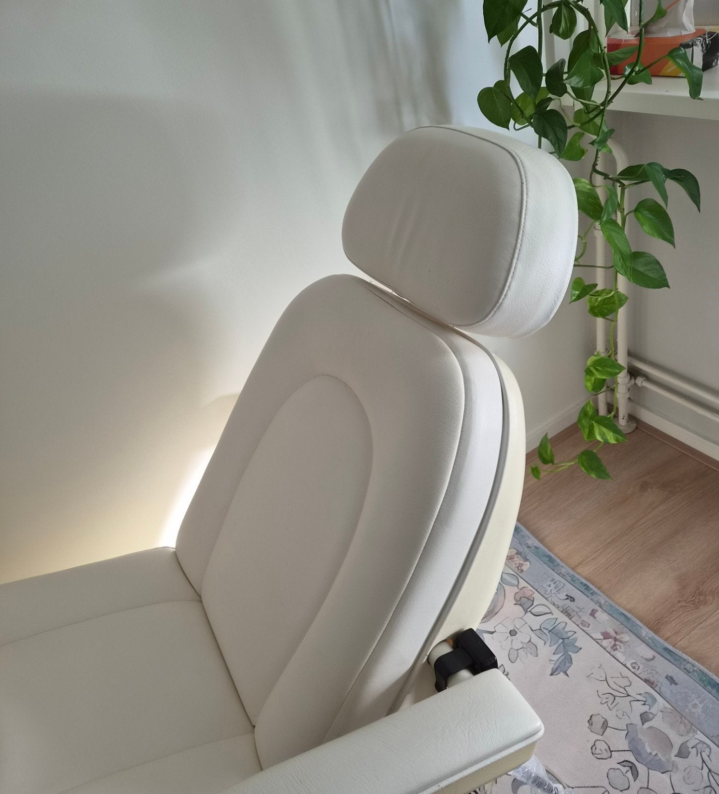 Luxe Elektrische Behandelstoel - Crème Wit, Ophalen, Gebruikt