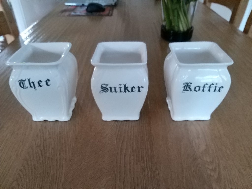 3 voorraadpotjes uit grootmoeders tijd afmeting 9 x 9 x 12, Gebruikt, Ophalen of Verzenden, Voorraadpot, Steen/keramiek