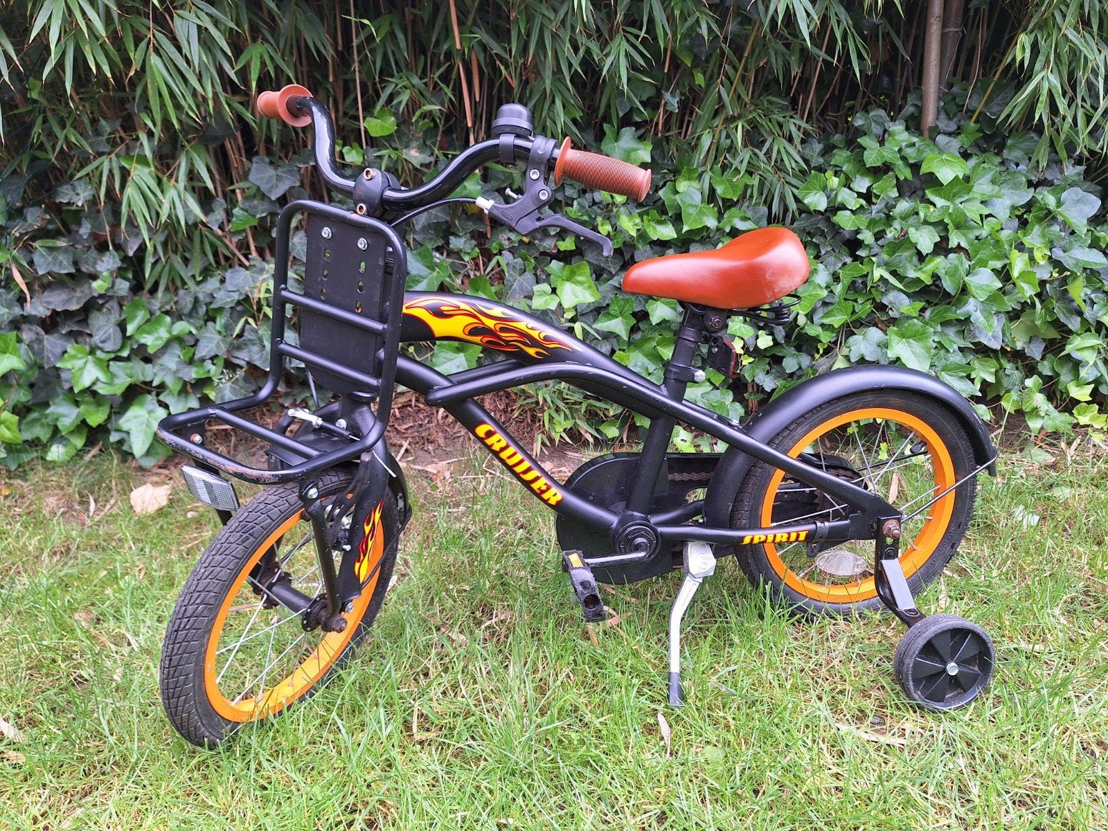 Spirit Cruiser kinderfiets 14 inch met vlammen en voordrager, Fietsen en Brommers, Fietsen | Kinderfietsjes, Ophalen, Terugtraprem