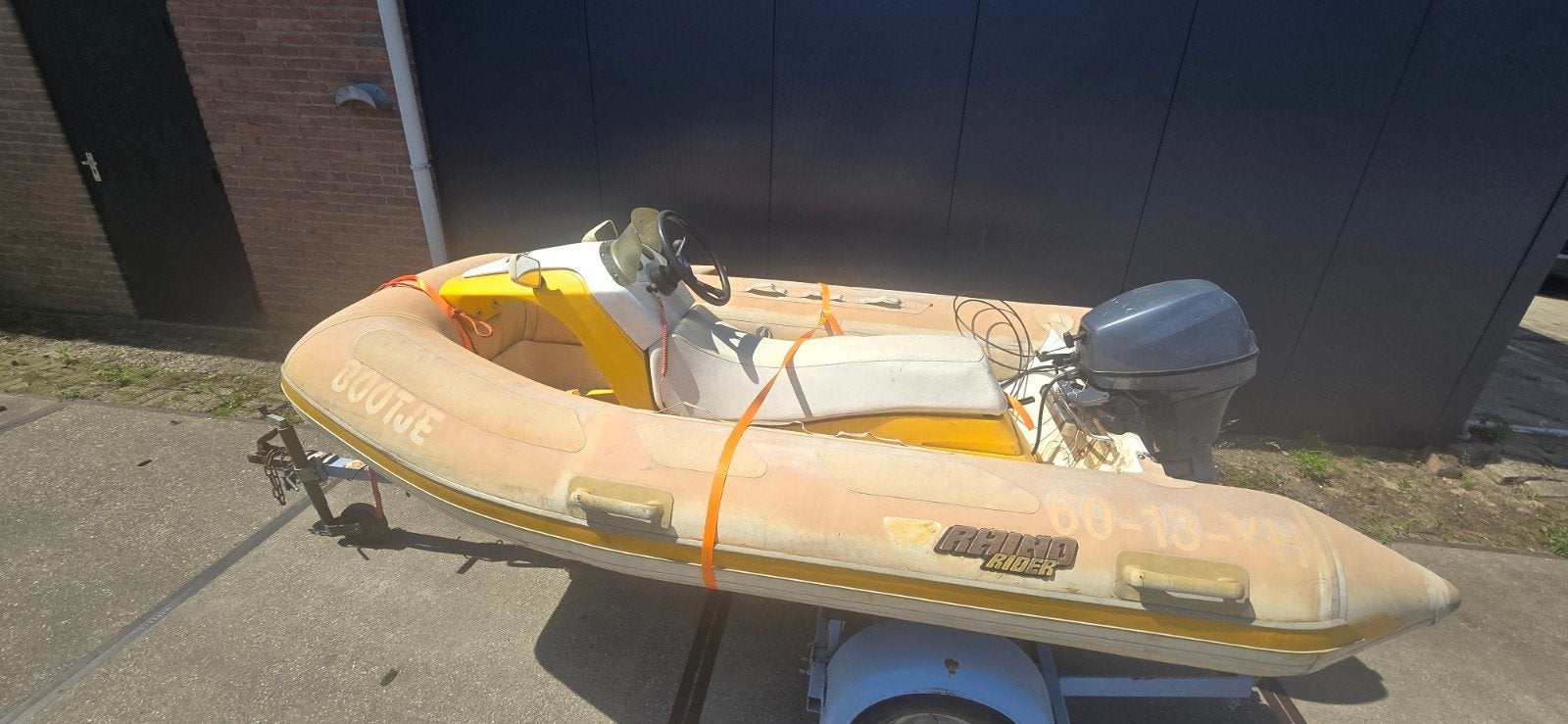 Bombard rubberboot met buitenboordmotor en trailer, Hobby en Vrije tijd, Overige Hobby en Vrije tijd, Ophalen of Verzenden, Gebruikt