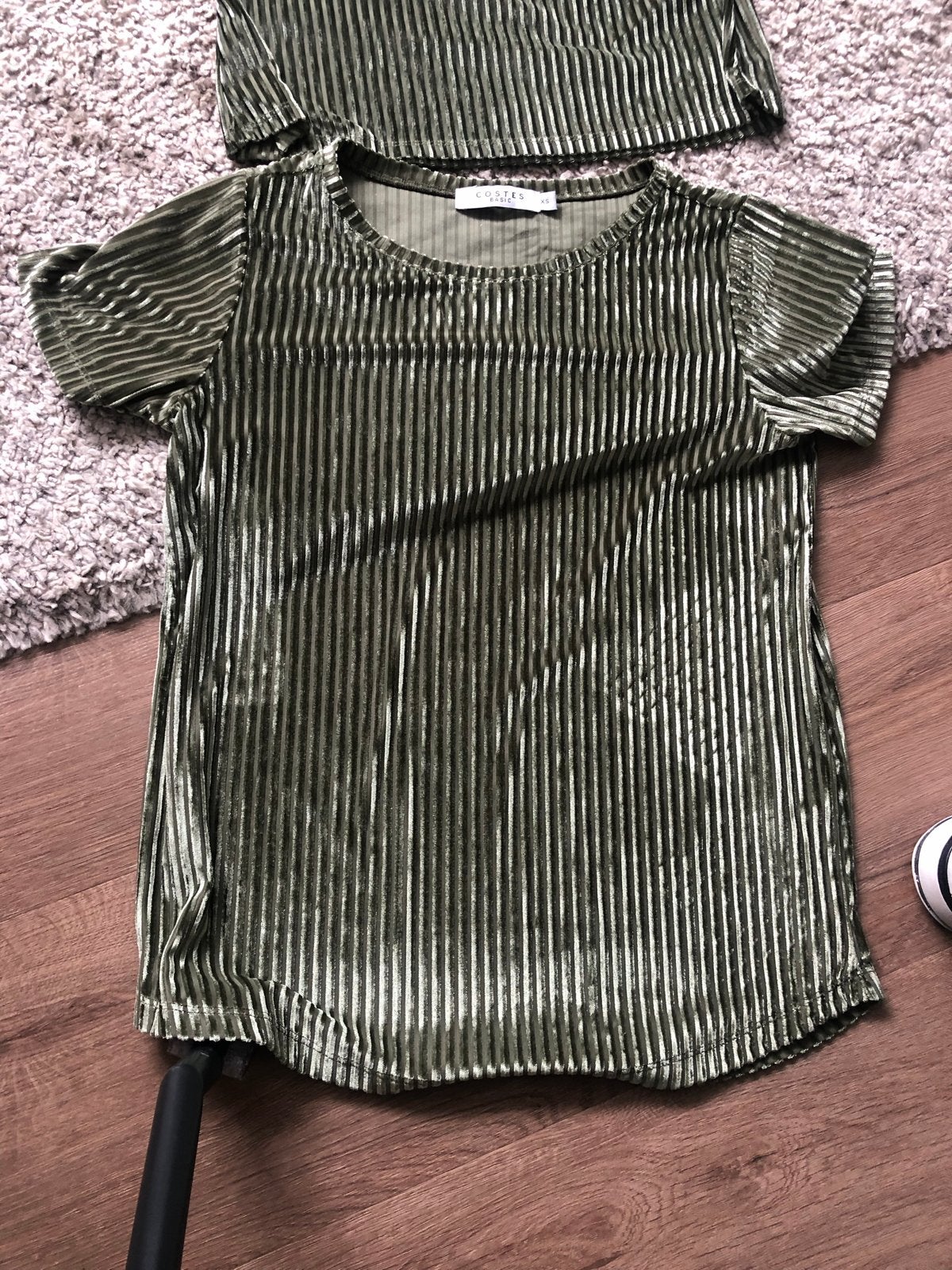 Geribbelde fluwelen shirts (kort & lang) en rok, Ophalen of Verzenden, Zo goed als nieuw, Korte mouw, Maat 34 (XS) of kleiner