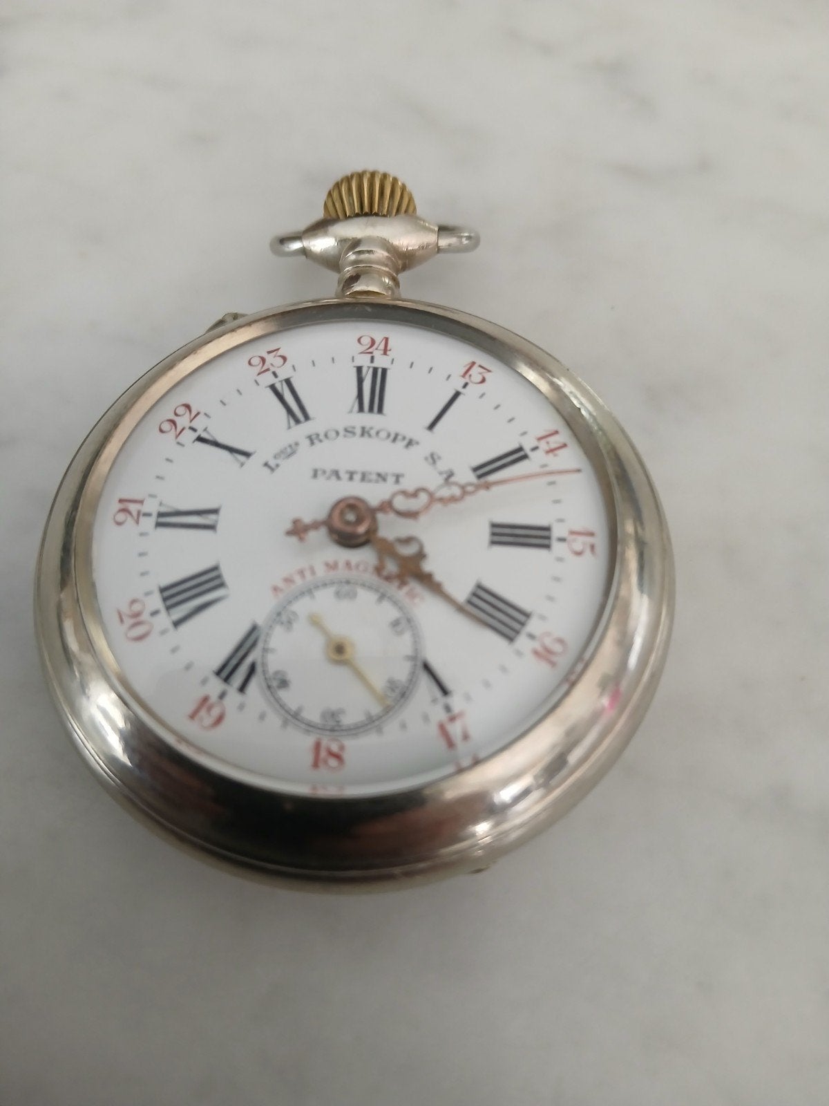 2 antieke zakhorloge  1Roskopf en  1  8 daagshotloge, Ophalen of Verzenden, Staal, Overige merken