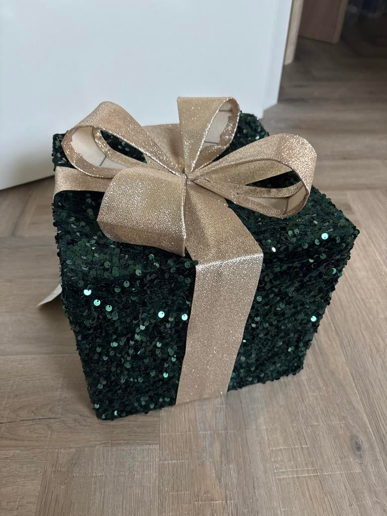 Cadeautje met lampjes aan de binnenkant, Ophalen of Verzenden, Zo goed als nieuw