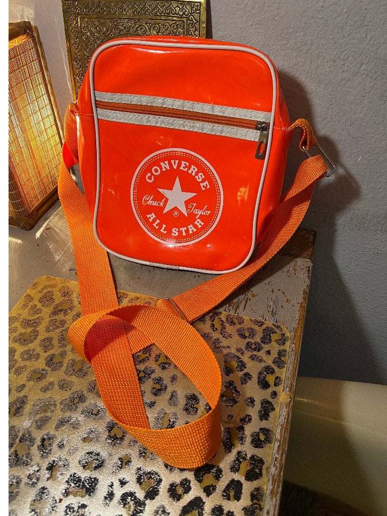 Vintage retro oranje schoudertasje tasje Converse All Star, Ophalen of Verzenden, Zo goed als nieuw, Oranje, Schoudertasje