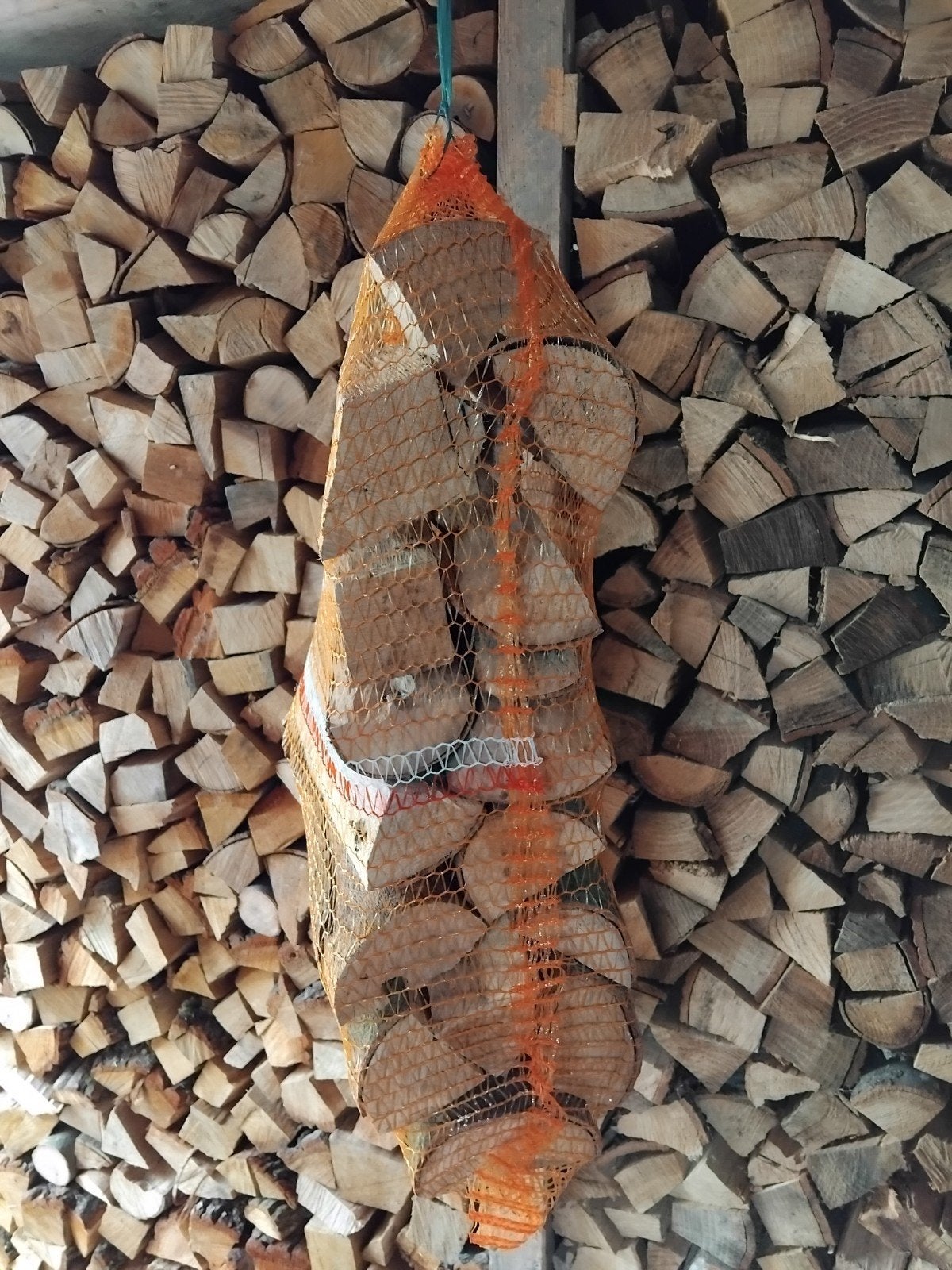 DROOG Haardhout EIKEN en BEUKEN in 10 kg of 20 kg netzakken, 6 m³ of meer, Ophalen of Verzenden, Eikenhout, Blokken