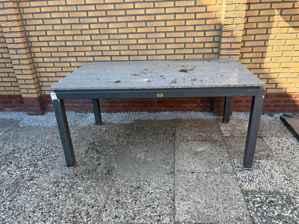 Tuintafel gratis, Ophalen, Zo goed als nieuw, Rechthoekig, Overige materialen