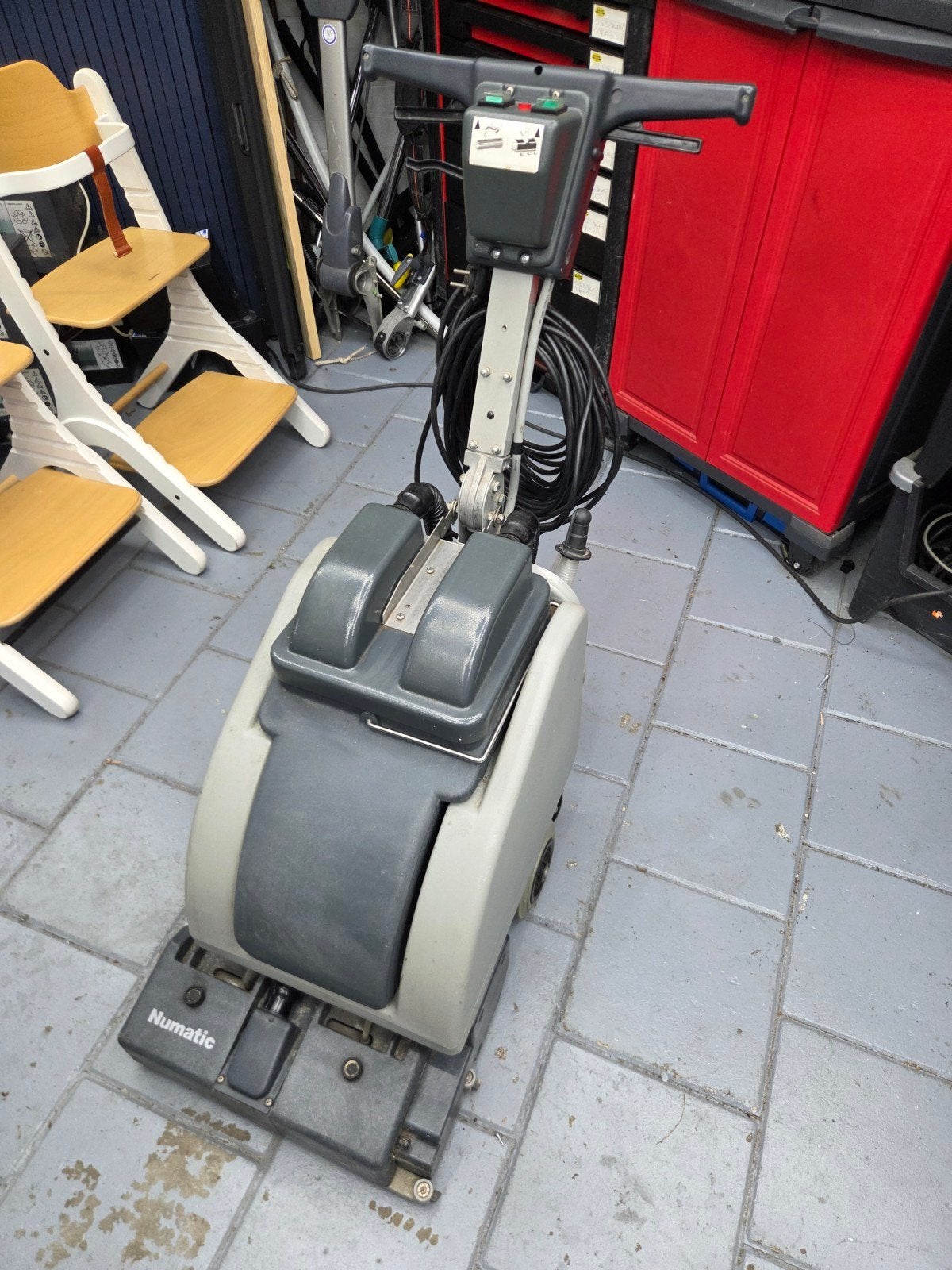 Numatic Schrobzuigmachine - Professionele Reiniging, Ophalen, Gebruikt, Schrobmachine