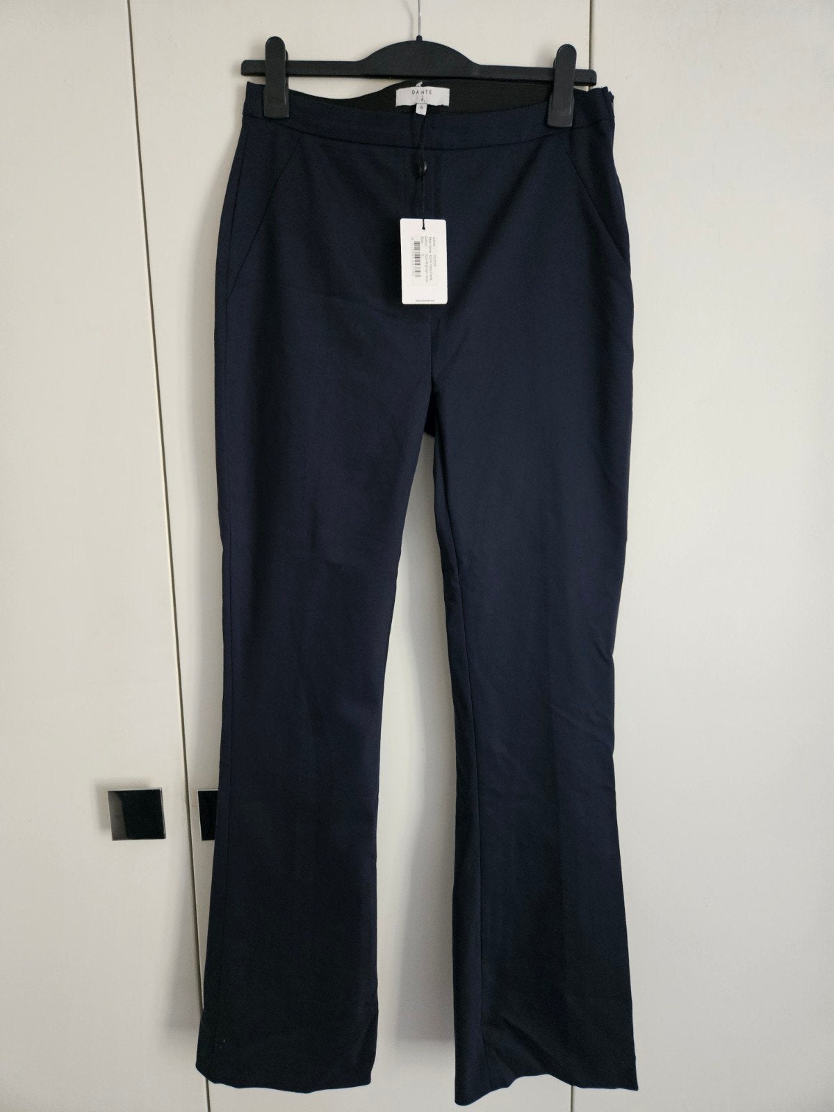 Nieuwe Dante6 Azumi flare pantalon maat 44, Kleding | Dames, Broeken en Pantalons, Ophalen, Zwart, Maat 42/44 (L), Nieuw
