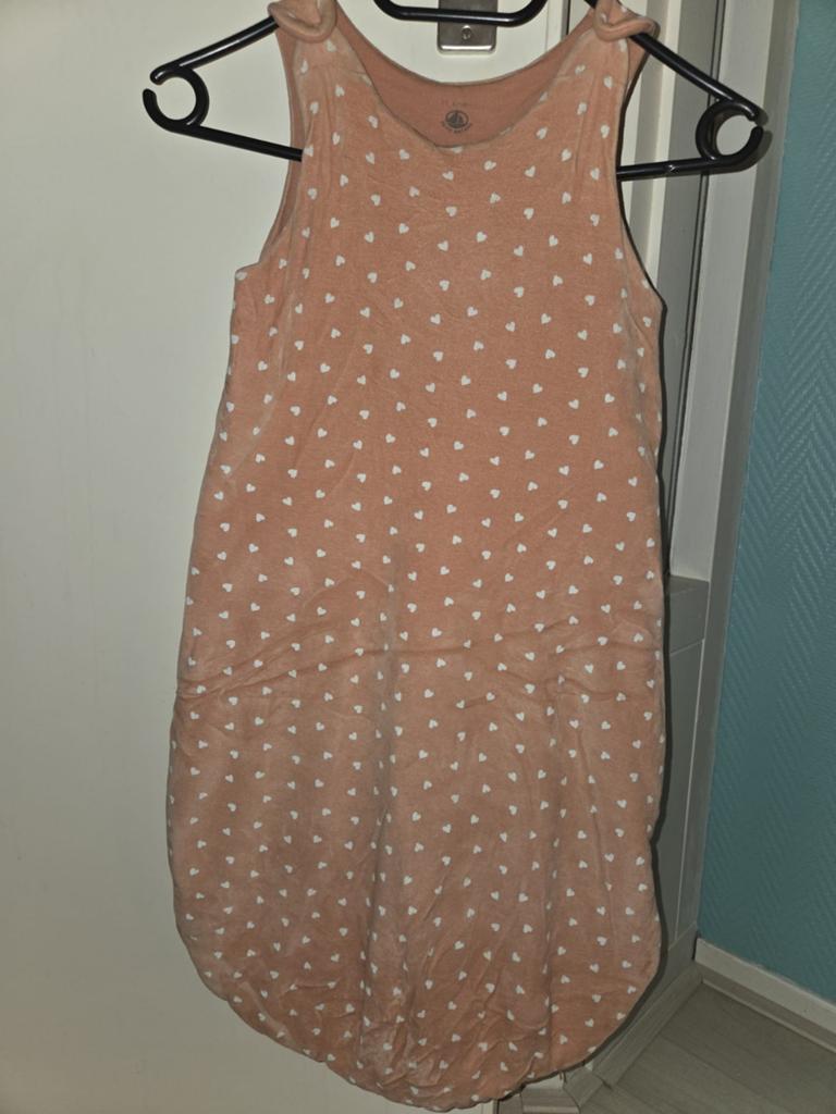 Schattige roze slaapzak met hartjes van Petit Bateau, Kinderen en Baby's, Ophalen of Verzenden, Gebruikt, Petit Bateau, Meisje