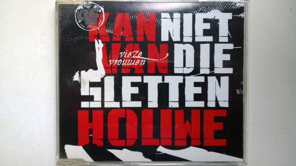 QF - Vieze Vrouwen (Slette Houwe), Ophalen of Verzenden, Zo goed als nieuw, Nederlandstalig