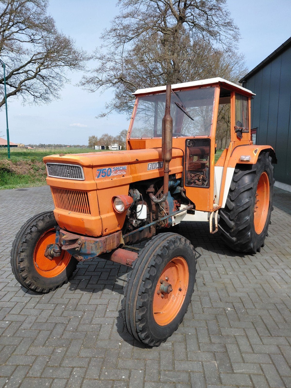 Fiat 750, Zakelijke goederen, Agrarisch | Tractoren, Ophalen of Verzenden, Gebruikt, 80 tot 120 Pk, Fiat