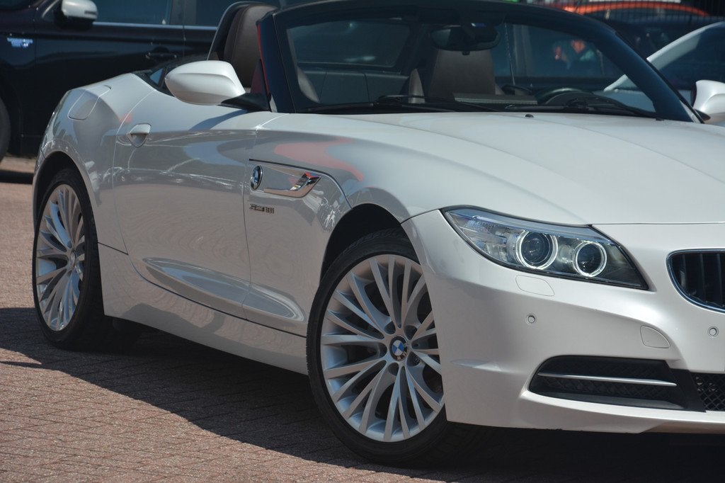 BMW Z4 Roadster sDrive18i Executive | Navigatie | Clima | Sp, Auto's, BMW, Gebruikt, Cabriolet, Wit, Origineel Nederlands