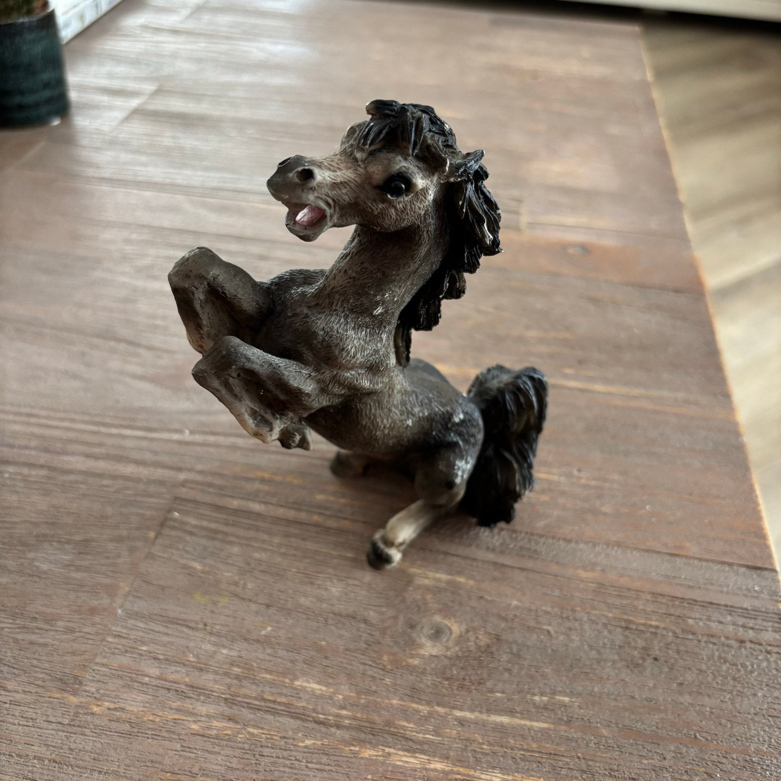 Mooi paard beeldje - decoratie, Ophalen of Verzenden, Gebruikt, Dier