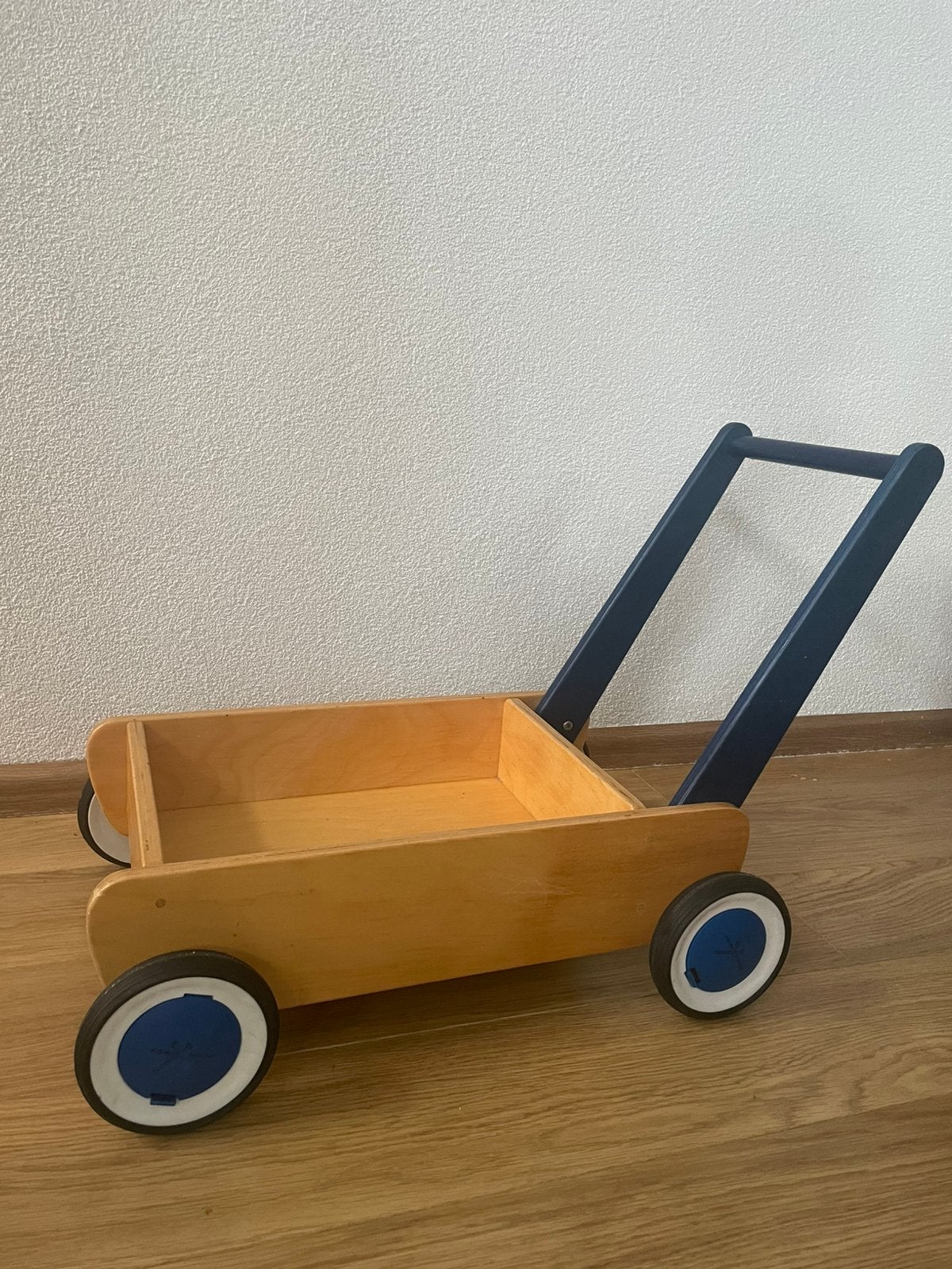 Loopwagentje, Ophalen, Gebruikt, Duw- of Trekspeelgoed