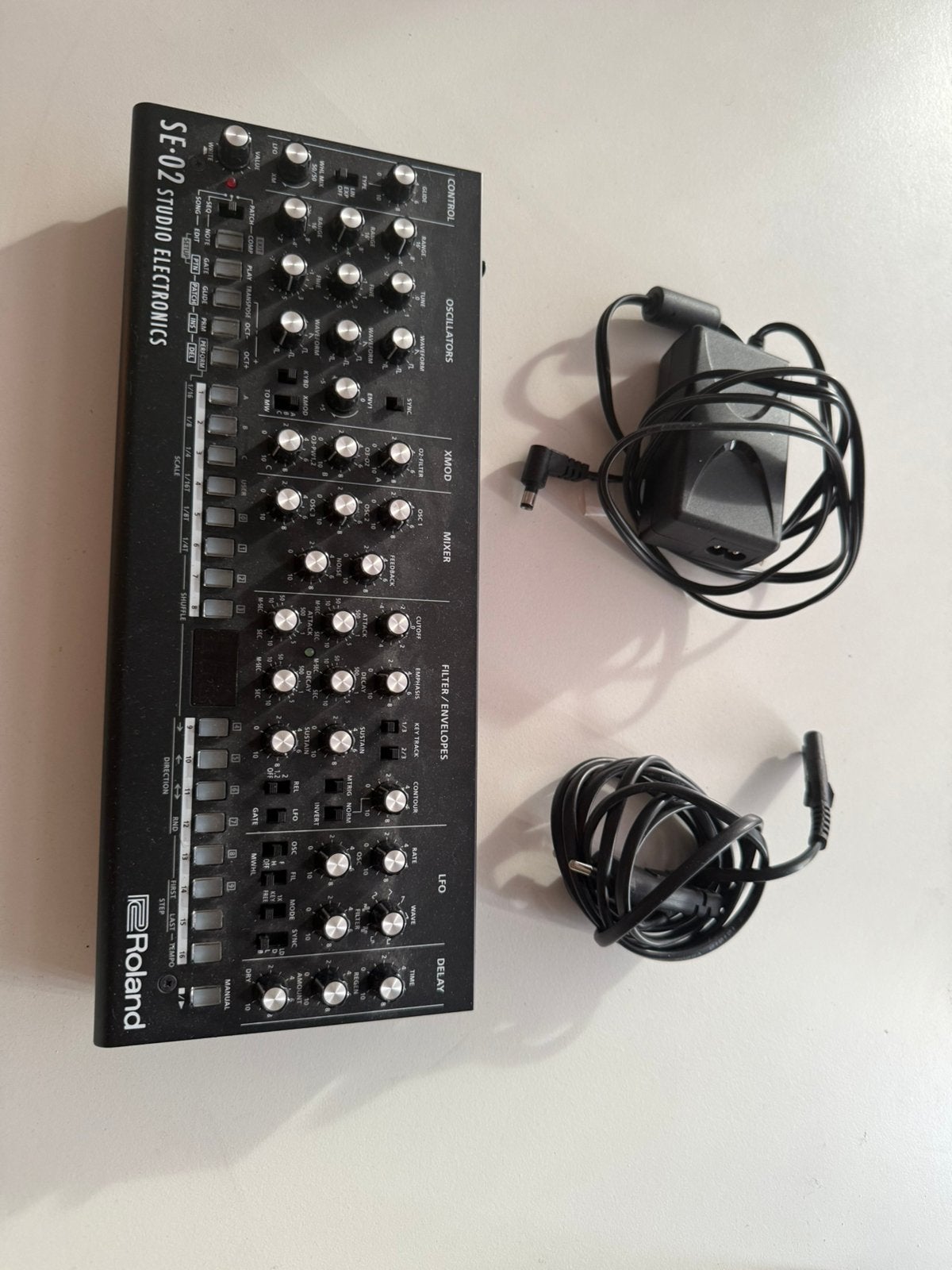 Roland SE-02 NIEUW, Roland, Nieuw, Met midi-aansluiting, Overige aantallen