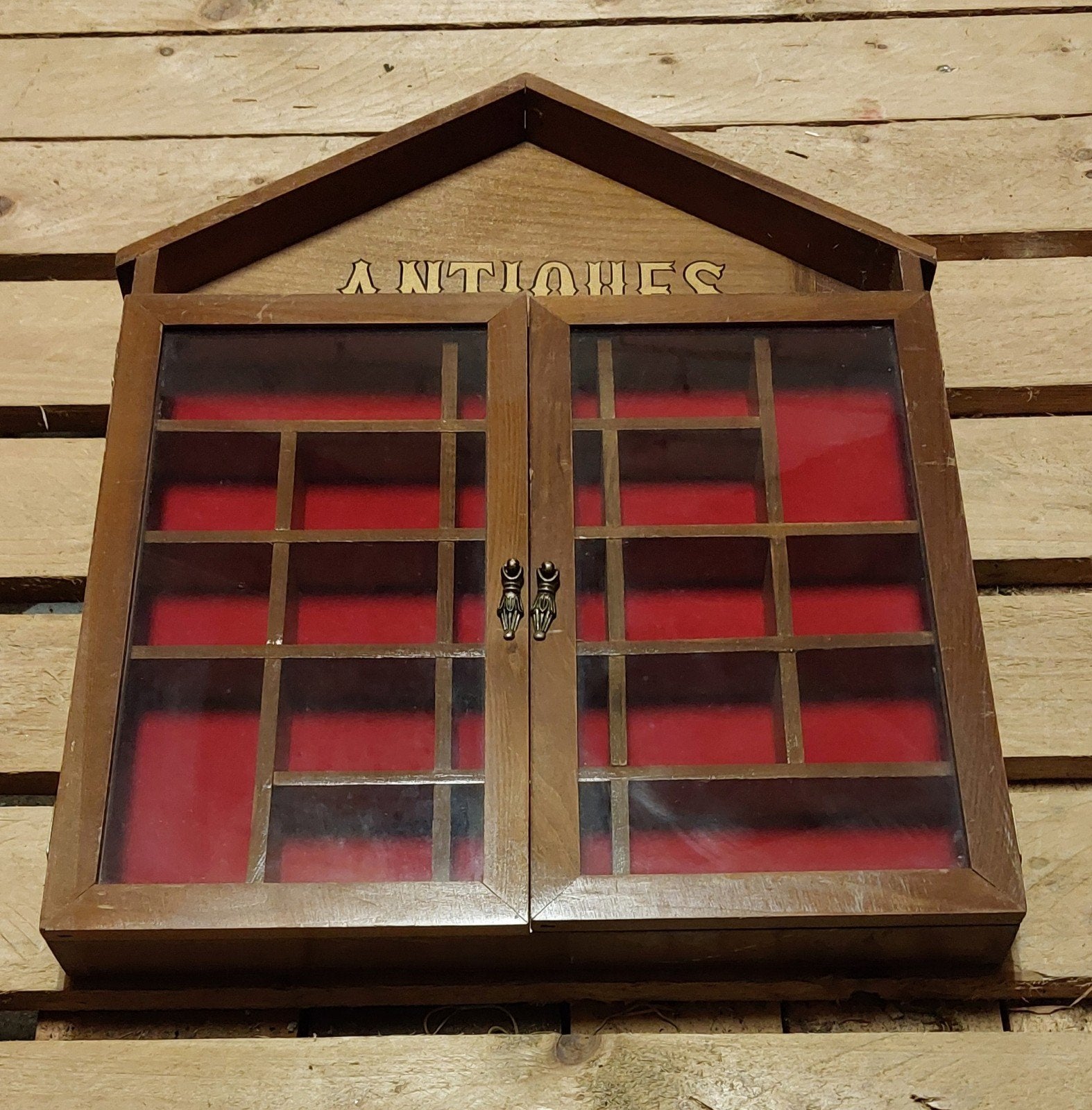 Vintage houten
Vitrinekastje, Ophalen