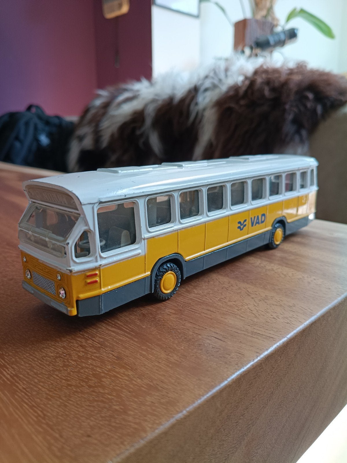Lion Toys DAF-Citybus - Vintage Model met Werkende Deuren, Hobby en Vrije tijd, Modelauto's | Overige schalen, Gebruikt, Bus of Vrachtwagen