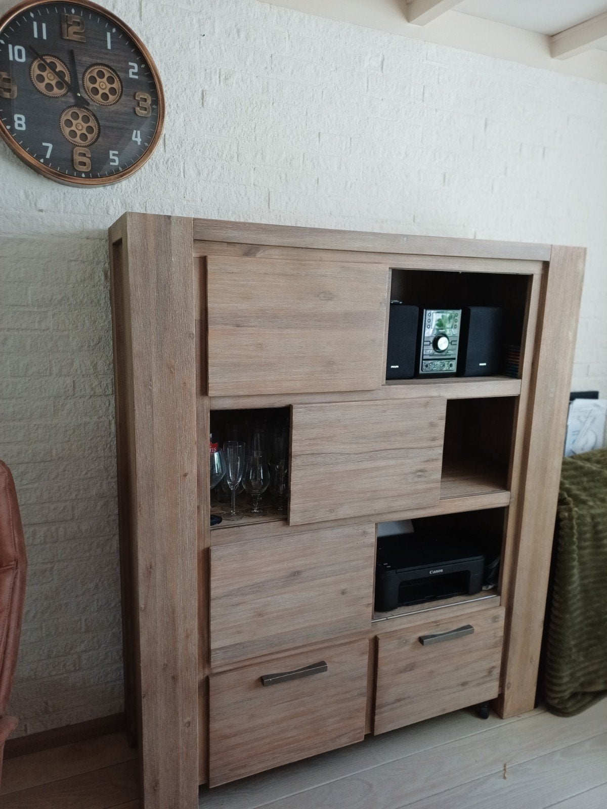 Acacia houten buffetkast., Ophalen