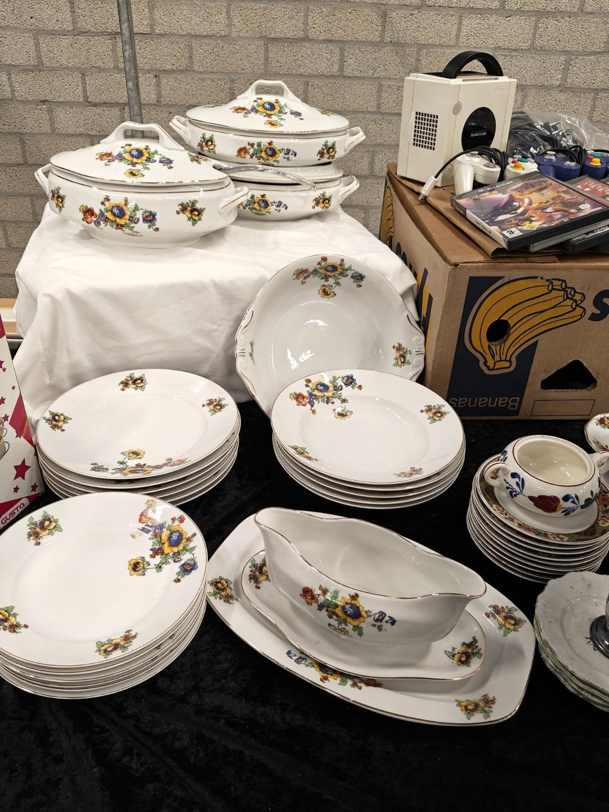 eet servies, Ophalen