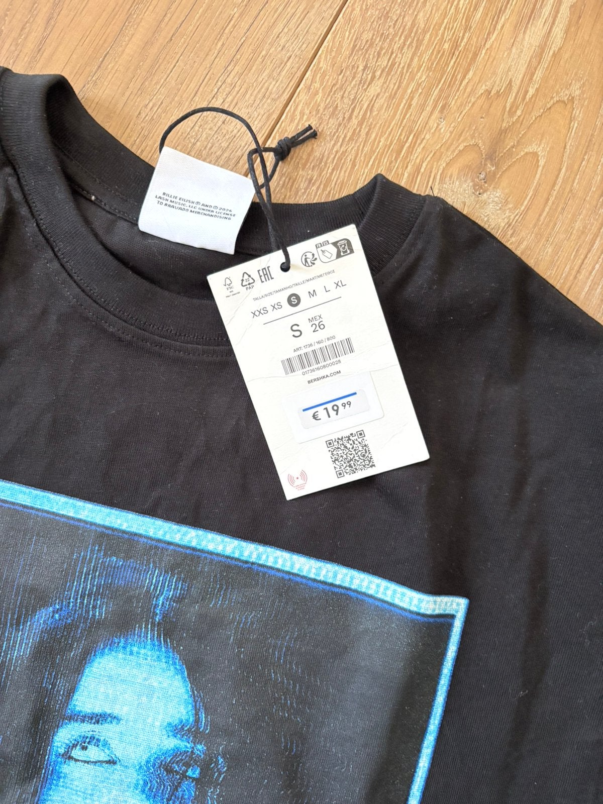 Billie Eilish kleding, Ophalen of Verzenden, Zo goed als nieuw, Zwart, Korte mouw