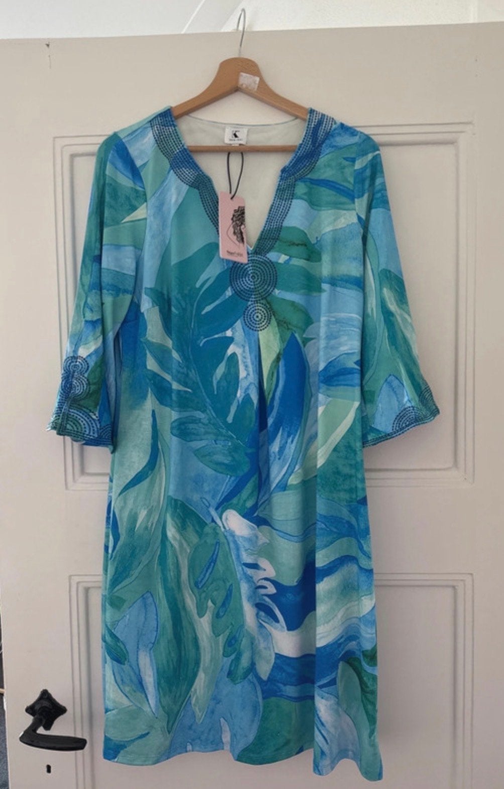 Soepele zomerjurk K-Design C309 in blauw en groen, Kleding | Dames, Jurken, Maat 38/40 (M), Meerkleurig, Nieuw, Ophalen of Verzenden