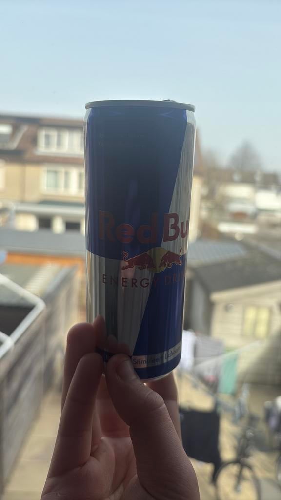 Leeg blikje redbull, Ophalen, Zo goed als nieuw