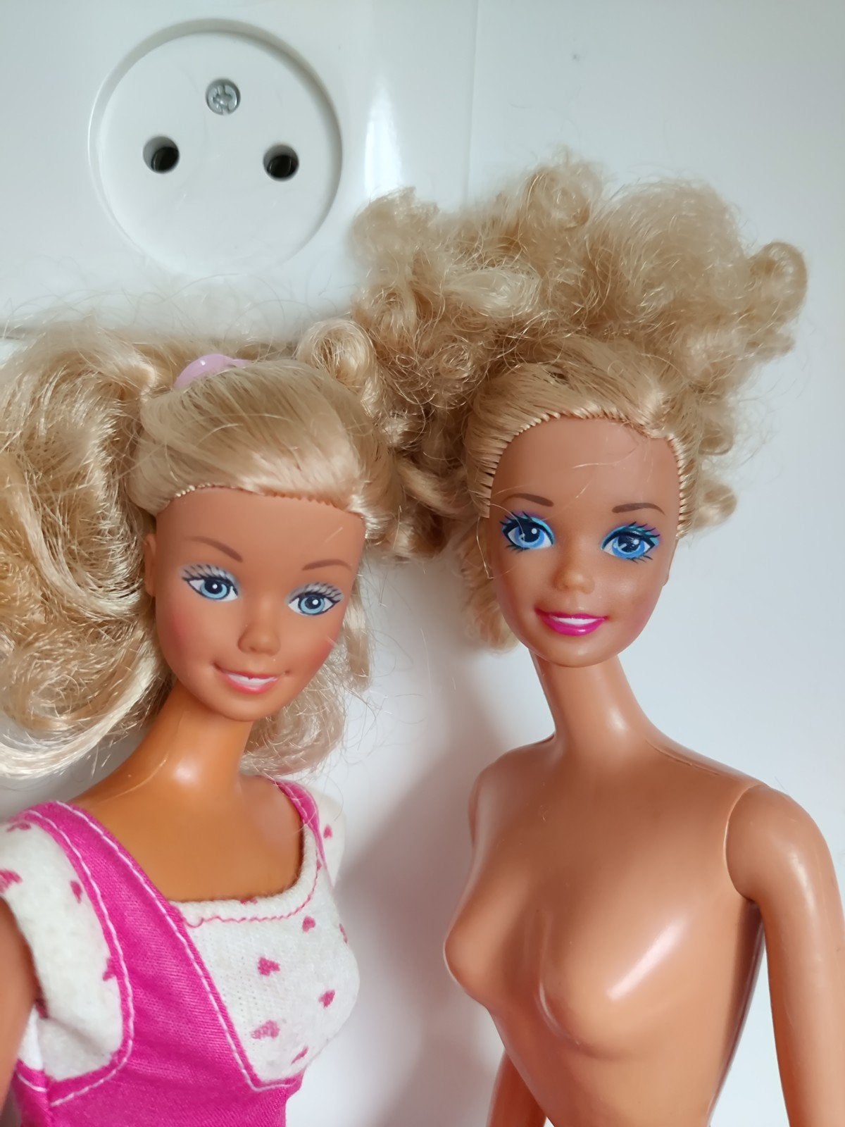 Twee vintage Fashion Play Barbie poppen uit 1983 en 1989, Ophalen of Verzenden, Barbie