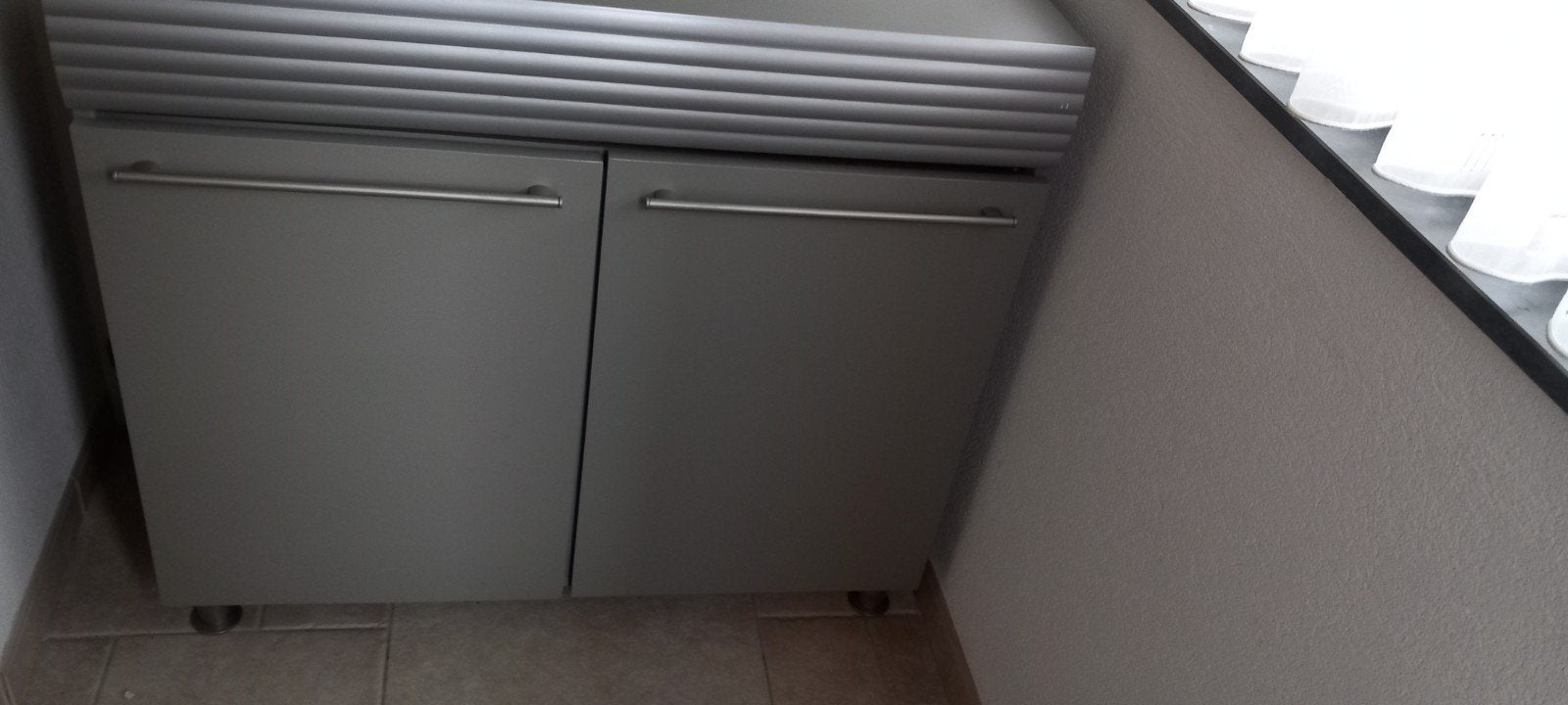 Mooie kast met lade en deuren waarachter een plank zit, Ophalen, (Half)hoge kast, Gebruikt, 50 tot 100 cm