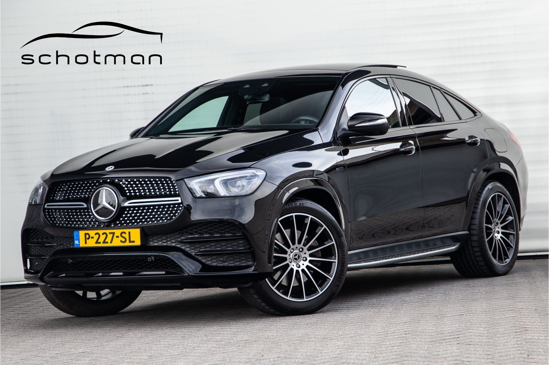 Mercedes-Benz GLE Coupé 350 e 4MATIC AMG Nightpack, Pano, B, Auto's, Automatische klimaatregeling, Gebruikt, 4 cilinders, 2525 kg