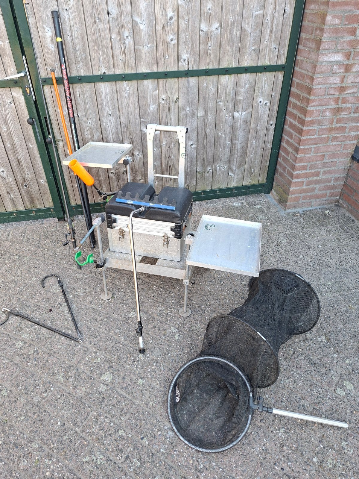 Complete visuitrusting: zitkist, hengels, net en accessoires, Watersport en Boten, Ophalen of Verzenden, Gebruikt, Complete hengel