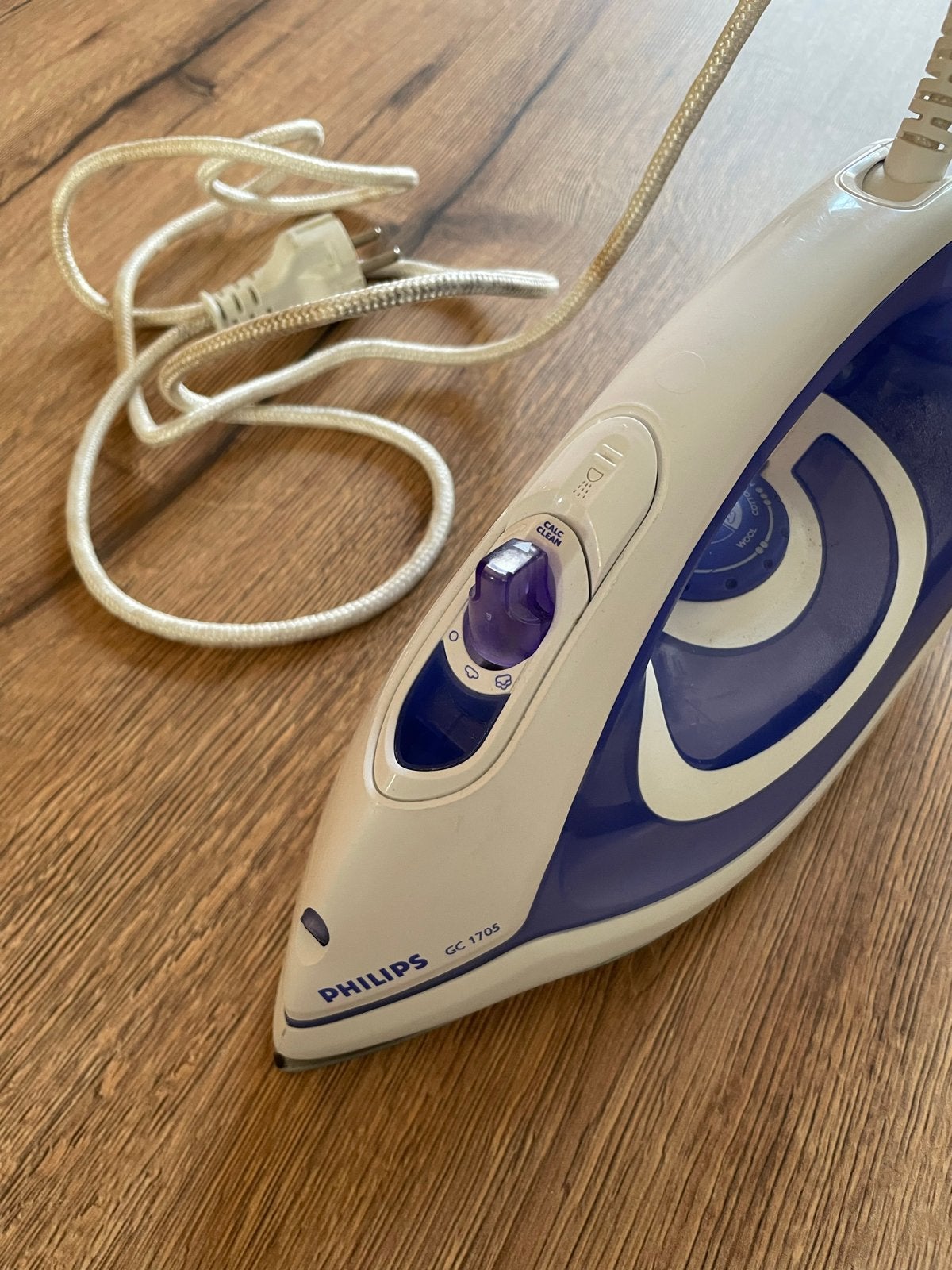 Philips GC 1705 Strijkijzer met snoer - Gebruikt, Ophalen of Verzenden, Gebruikt, Strijkijzer met snoer