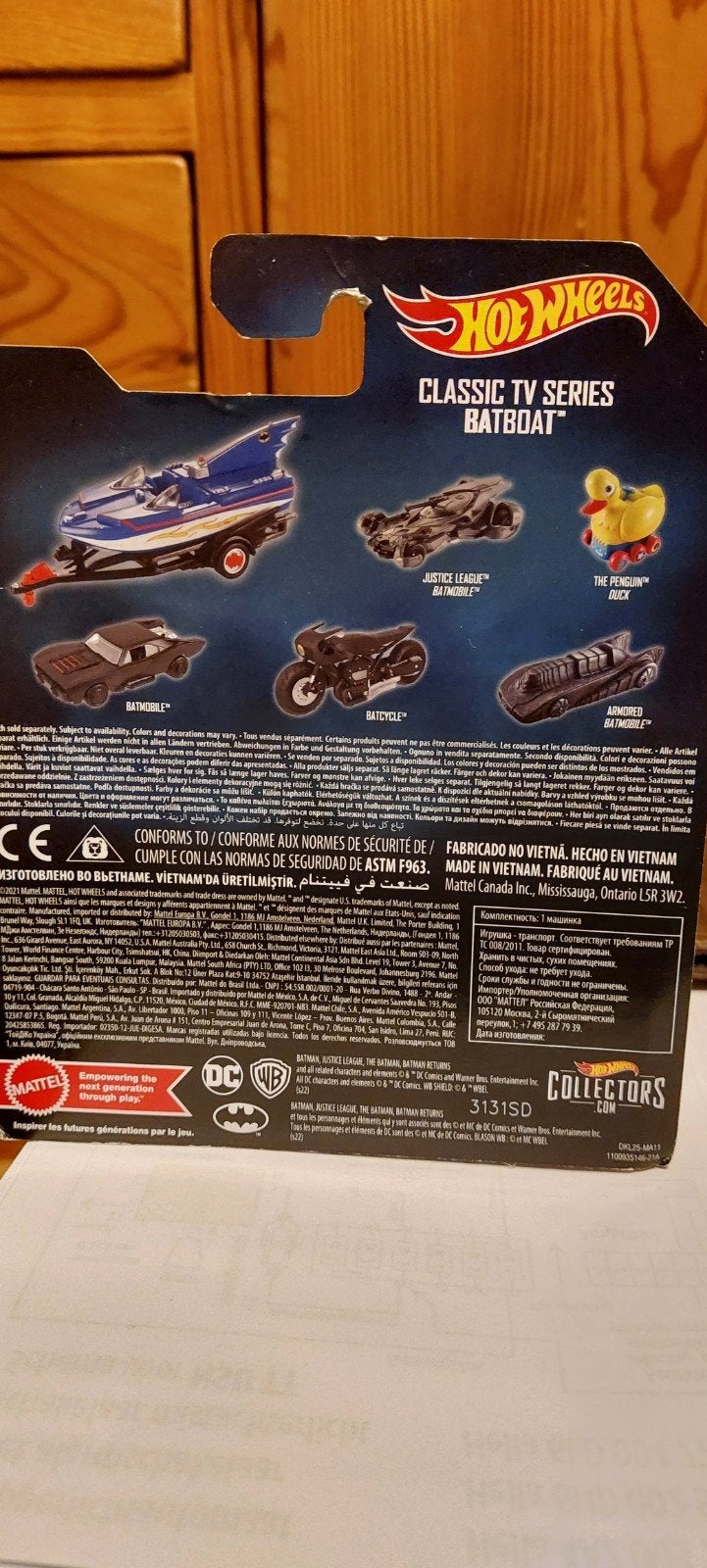 Hot Wheels Classic TV Series Batboat Batman, Ophalen of Verzenden, Nieuw