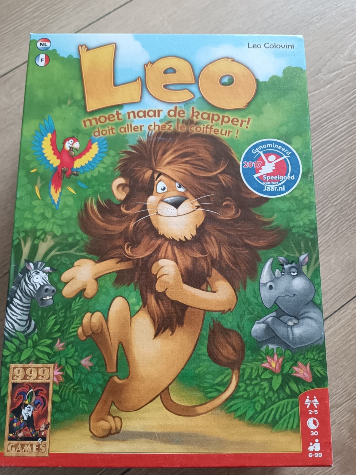 Leo moet naar de kapper! - Familiespel 999 Games, Hobby en Vrije tijd, Drie of vier spelers, Ophalen of Verzenden, Gebruikt, 999 Games