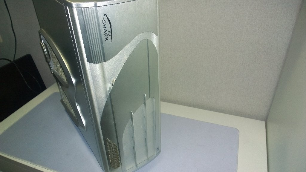 High-End Retro PC MSI X48C, Q9550, GTX 280 (Delid), XP&Win7, Ophalen