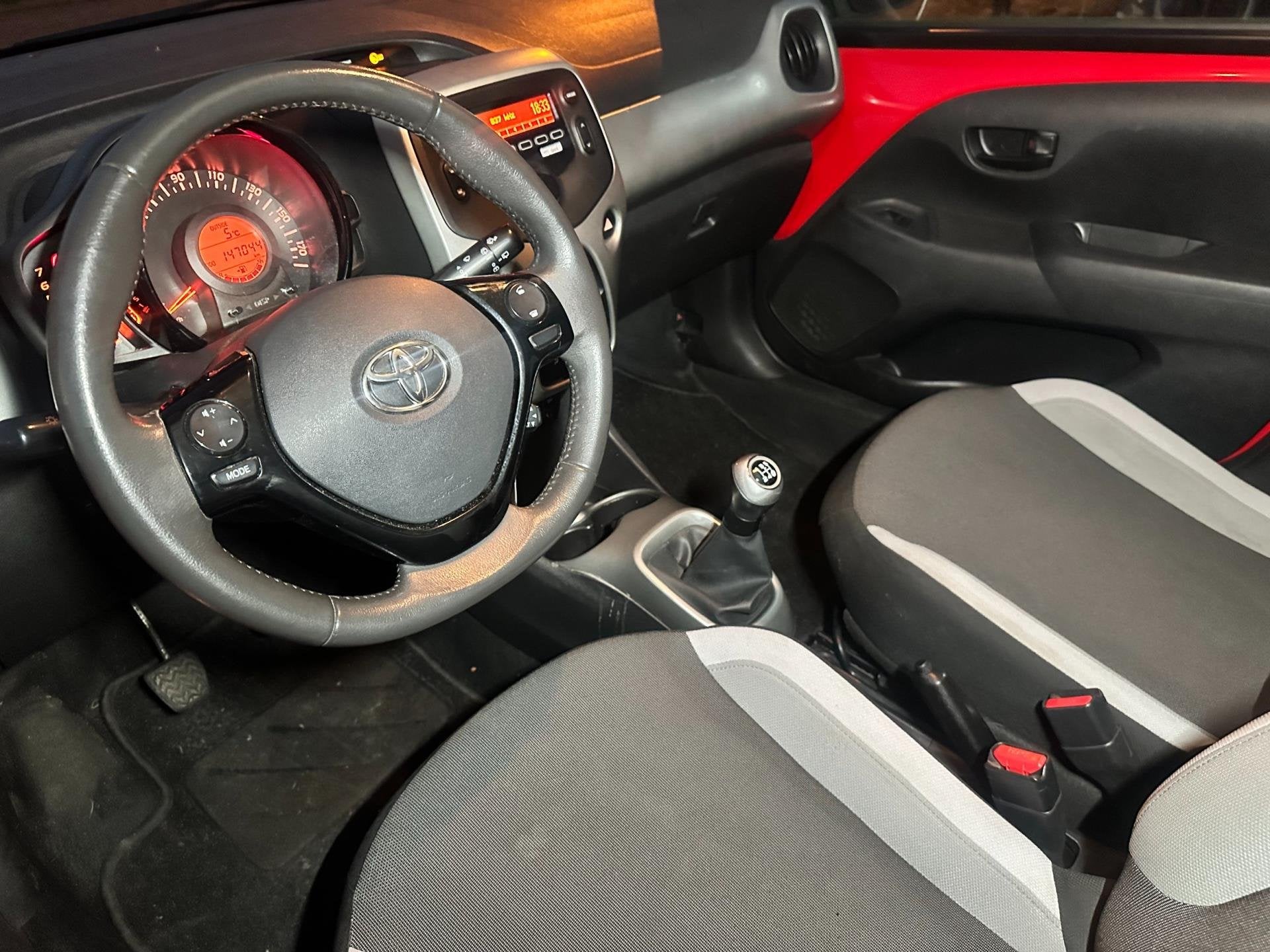 Foto 15 van Toyota Aygo 1.0 5Drs NAP ( Netto prijs €4090 ) Cruise Cont