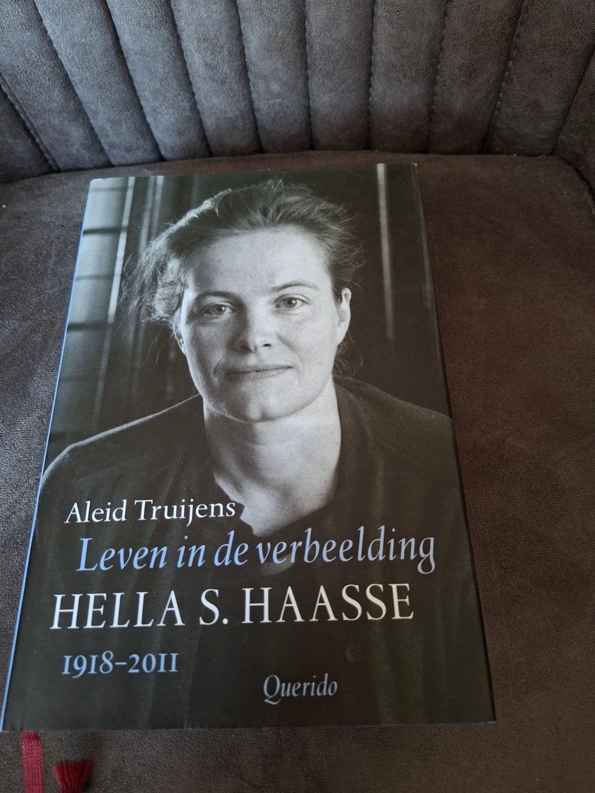 Hella S. Haasse: Leven in de verbeelding - Aleid Truijens, Ophalen of Verzenden, Zo goed als nieuw, Aleid Truijens, Overige