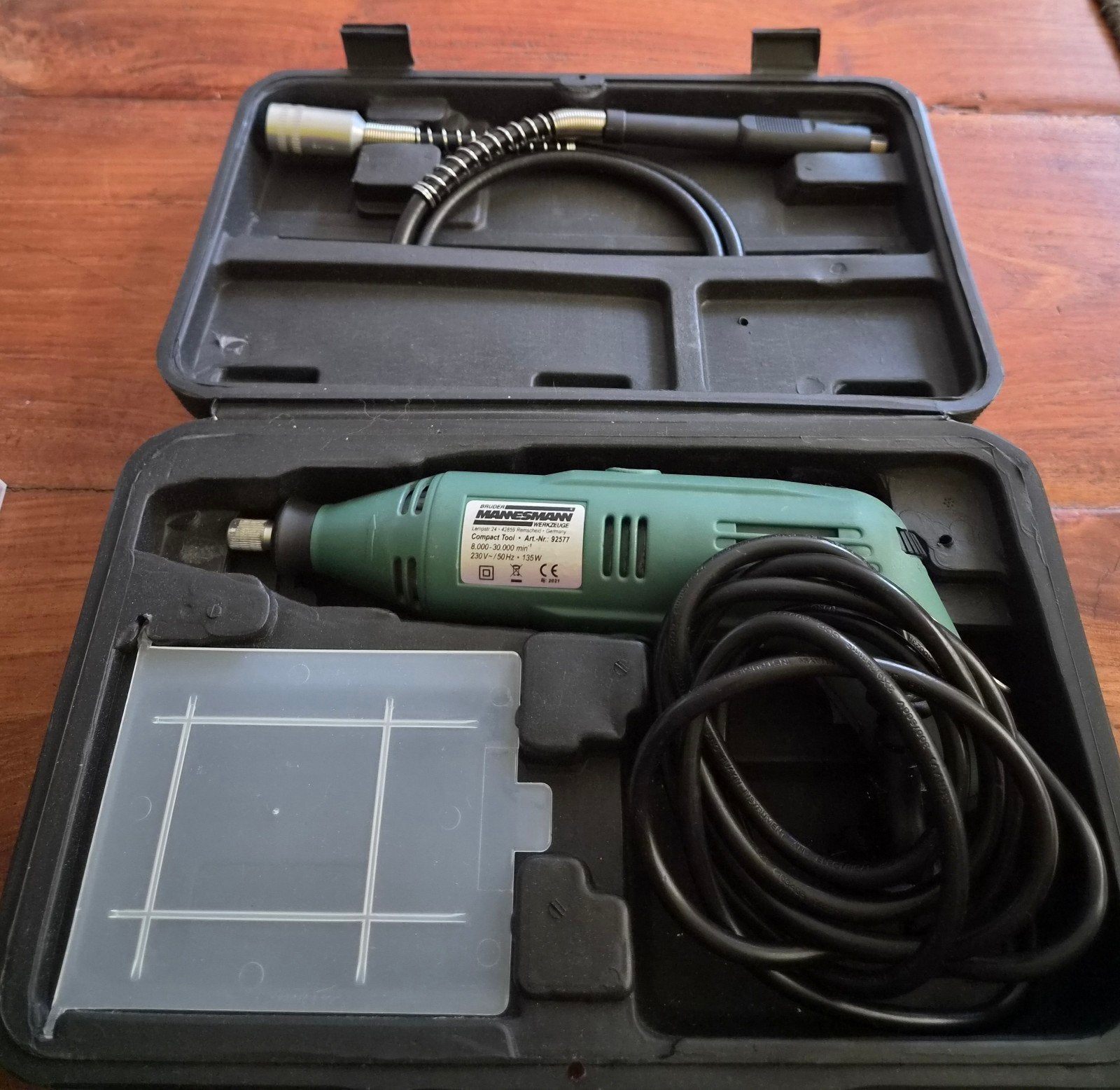 Mannesmann Multitool met veel accessoires, z.g.a.n., Ophalen, Zo goed als nieuw, Groter dan 1:32