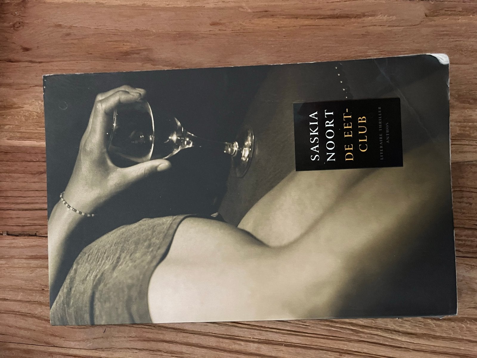 De Eetclub - Saskia Noort (Thriller), Ophalen of Verzenden, Gelezen, Nederland