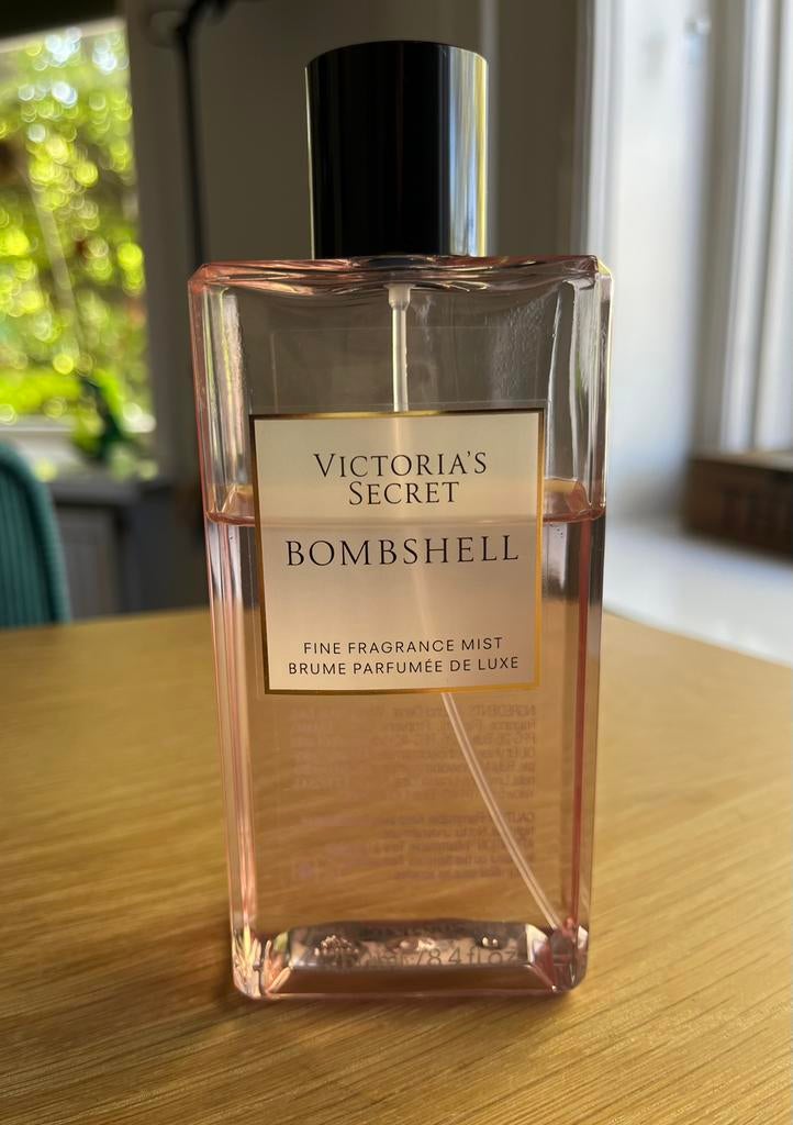 Victoria’s Secret Bombshell body mist te koop, Ophalen of Verzenden, Zo goed als nieuw