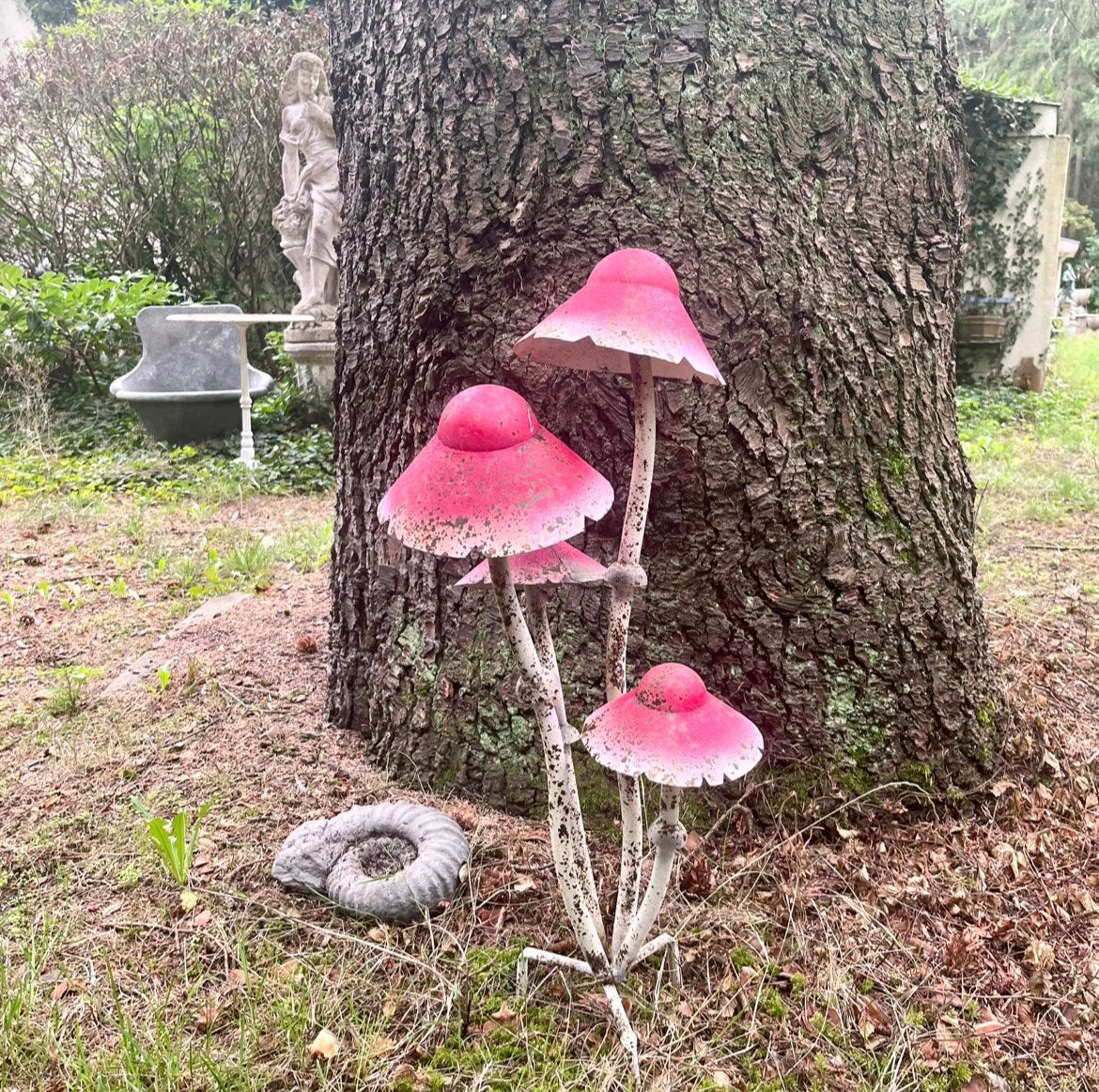 * Tuindecoratie, Tuinbeelden, Paddestoel, Brocante Potten, Antiek en Kunst, Ophalen