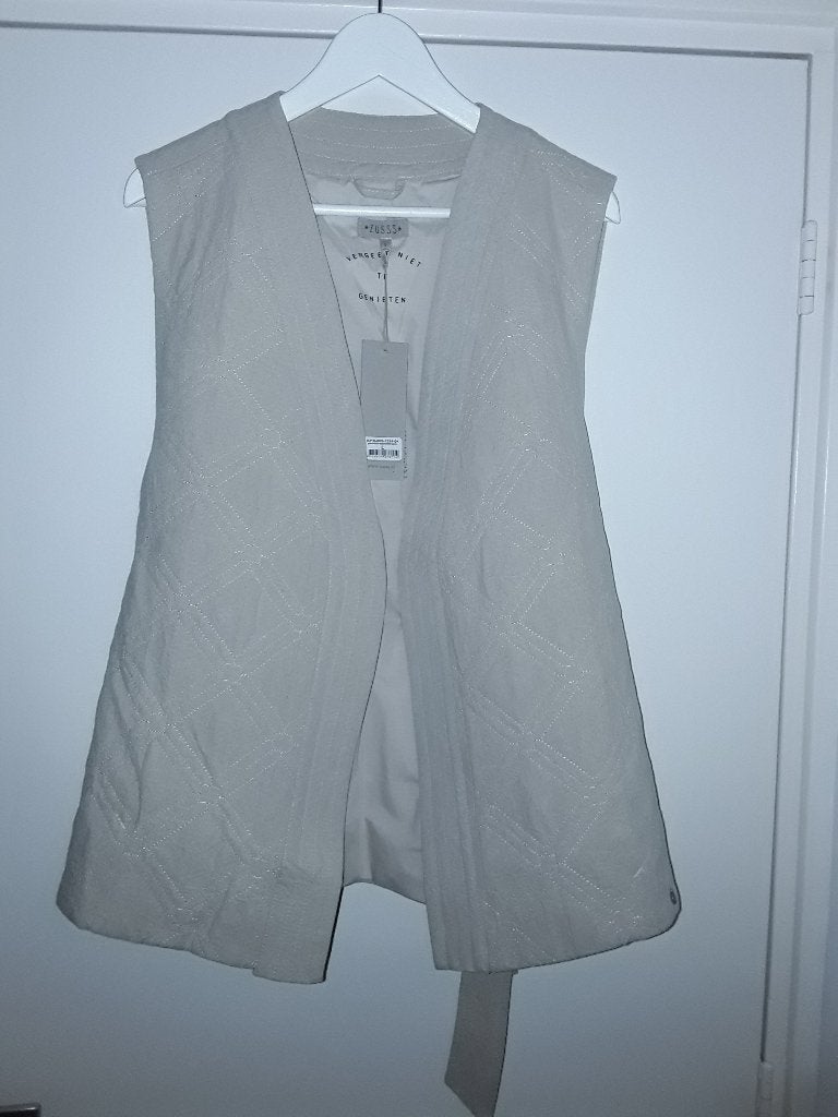 ZUSSS Gewatteerde Bodywarmer Beige Zand Maat L NIEUW, Kleding | Dames, Maat 38/40 (M), Beige, Nieuw, Ophalen of Verzenden