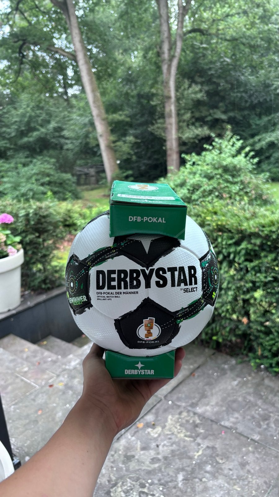 Derbystar DFB-Pokal Officiële Wedstrijdbal - Nieuw in Doos, Ophalen of Verzenden, Nieuw, Bal
