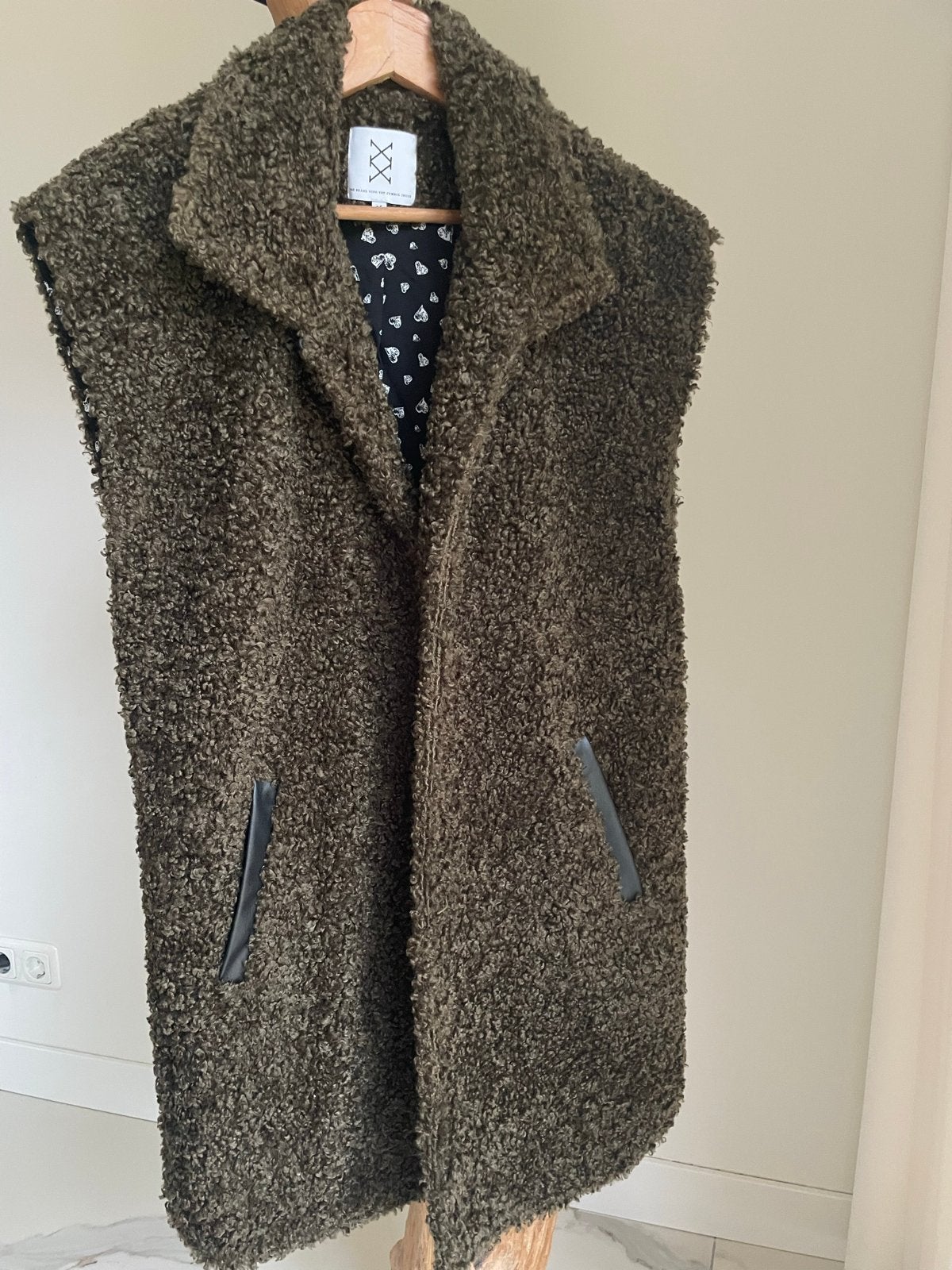 Donkergroene teddy bodywarmer met imitatieleer - Maat M, Ophalen of Verzenden, Zo goed als nieuw, Maat 38/40 (M), Groen